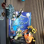 Maison Idealement Situee A Sur Mer, La Vie Est Belle Tatil Evi *